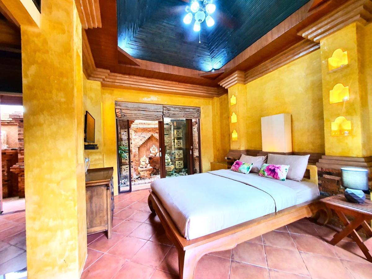 Baan Rom Yen : Balinese Pool Villa In Rawai Ban Saiyuan Luaran gambar